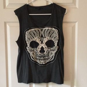 Skull tshirt vest.